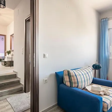 Cosy, Sea View Villa 