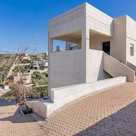 Cosy, Sea View Villa 