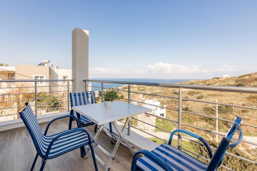 Cosy, Sea View 