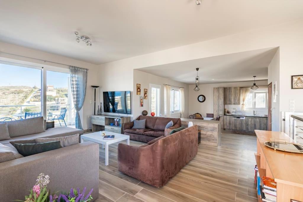 Cosy, Sea View 